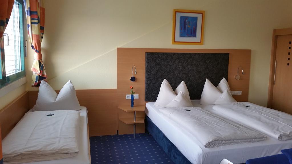 Hotel Ifen Wiesloch Εξωτερικό φωτογραφία